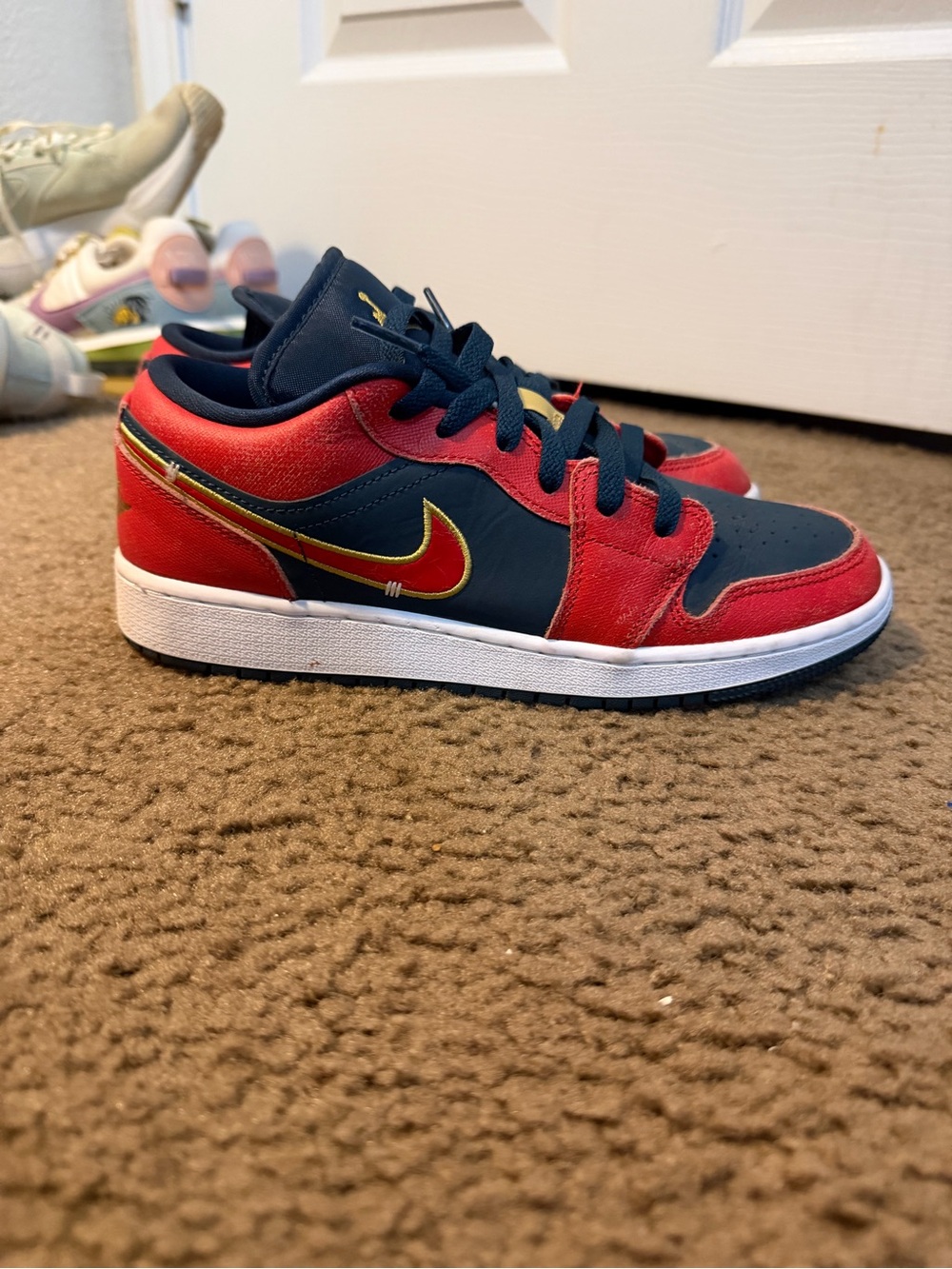 Nike Low-Top Sneakers in Red, Navy & Gold Accents